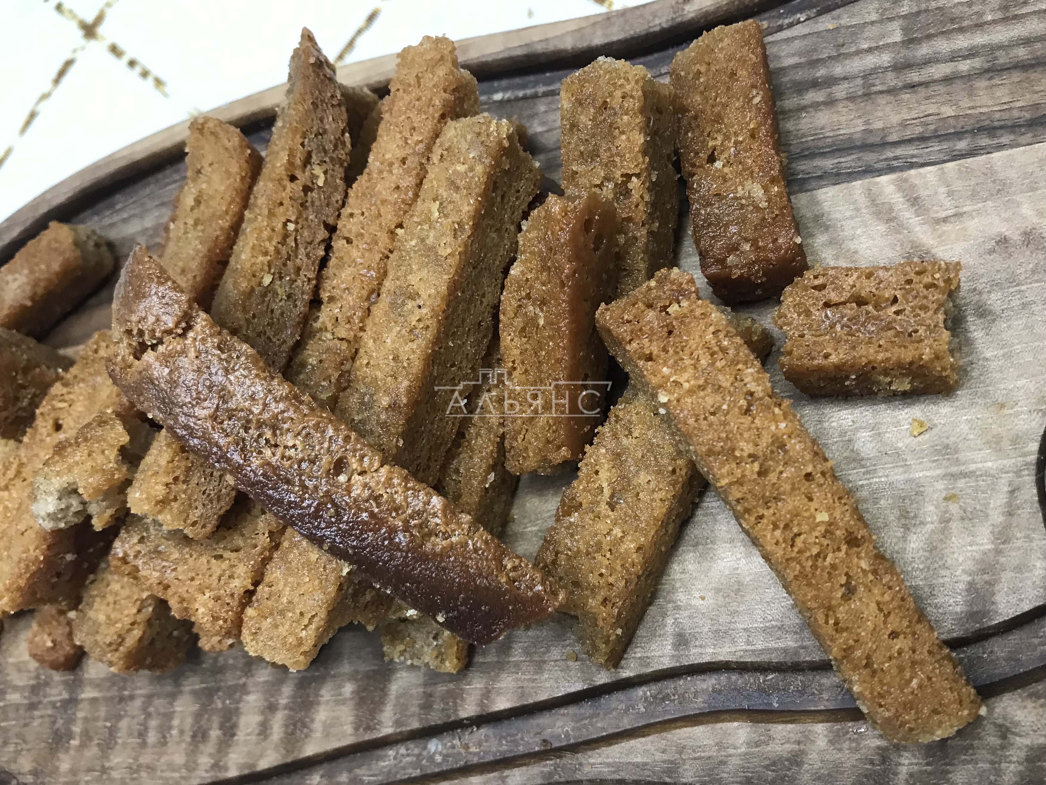 Деревенские гренки с чесноком в Софрино