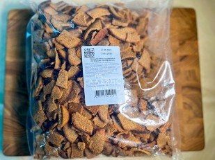 Другие закуски: Гренки черные со вкусом буженины