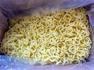 Диспенсеры для снеков: Луковые кольца 