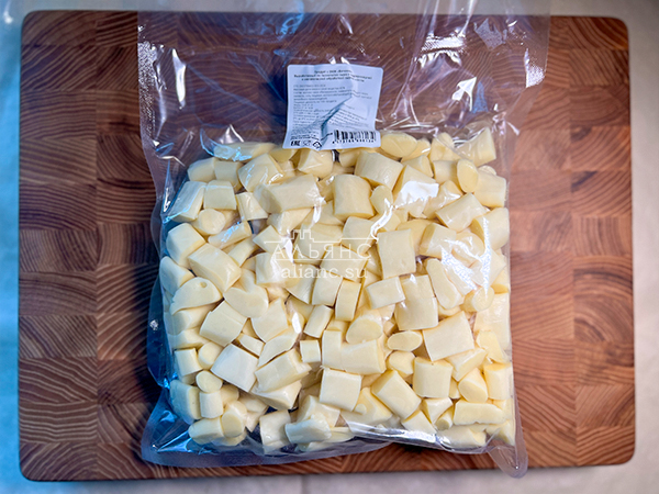 Сырный продукт ФЕРМЕРСКИЙ бочонок белый в Софрино