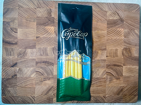 Сыр 60 гр ГОРНЫЙ СЫРОВАР (Балыковый копчёный) в Софрино