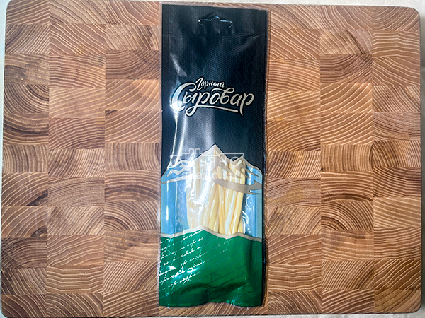 Сыр 60 гр ГОРНЫЙ СЫРОВАР (Нити копчёные) в Софрино