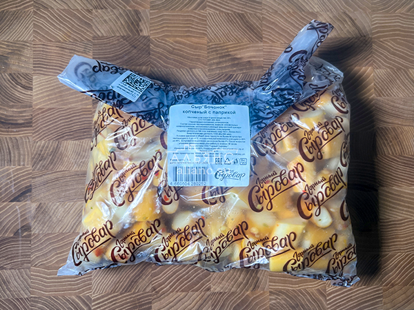 Сыр 1 кг ГОРНЫЙ СЫРОВАР (Бочонок копчёный с паприкой) в Софрино